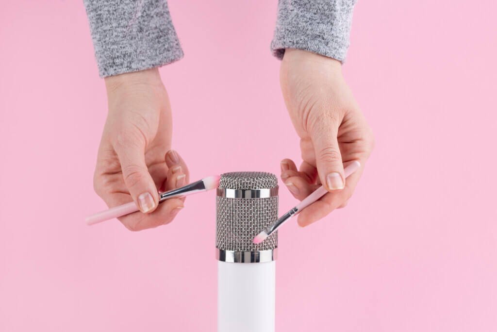 كيف تختار مايك احترافي