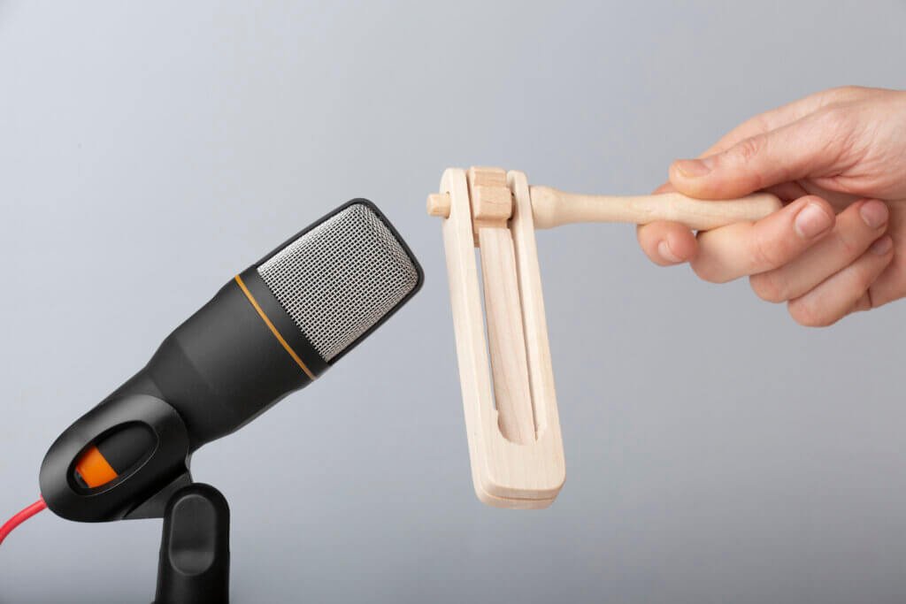 كيف تختار مايك احترافي