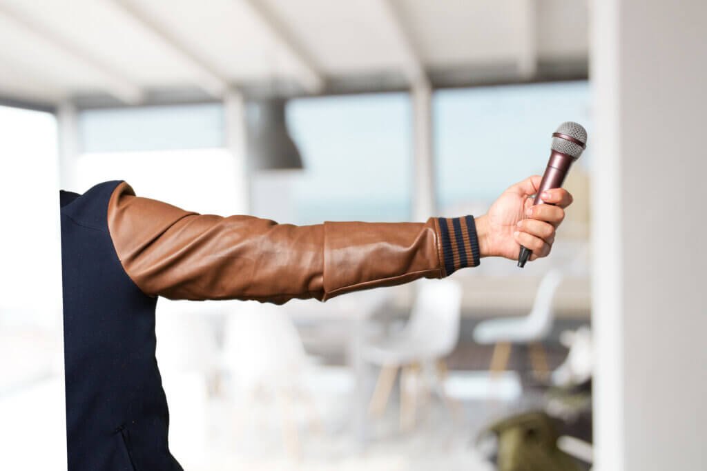 ميكروفون لاسلكي للمساجد